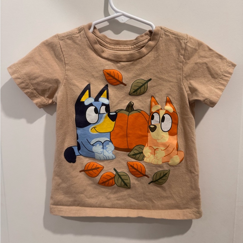 Beige Kids T-Shirt with Bluey Pumpkin Print